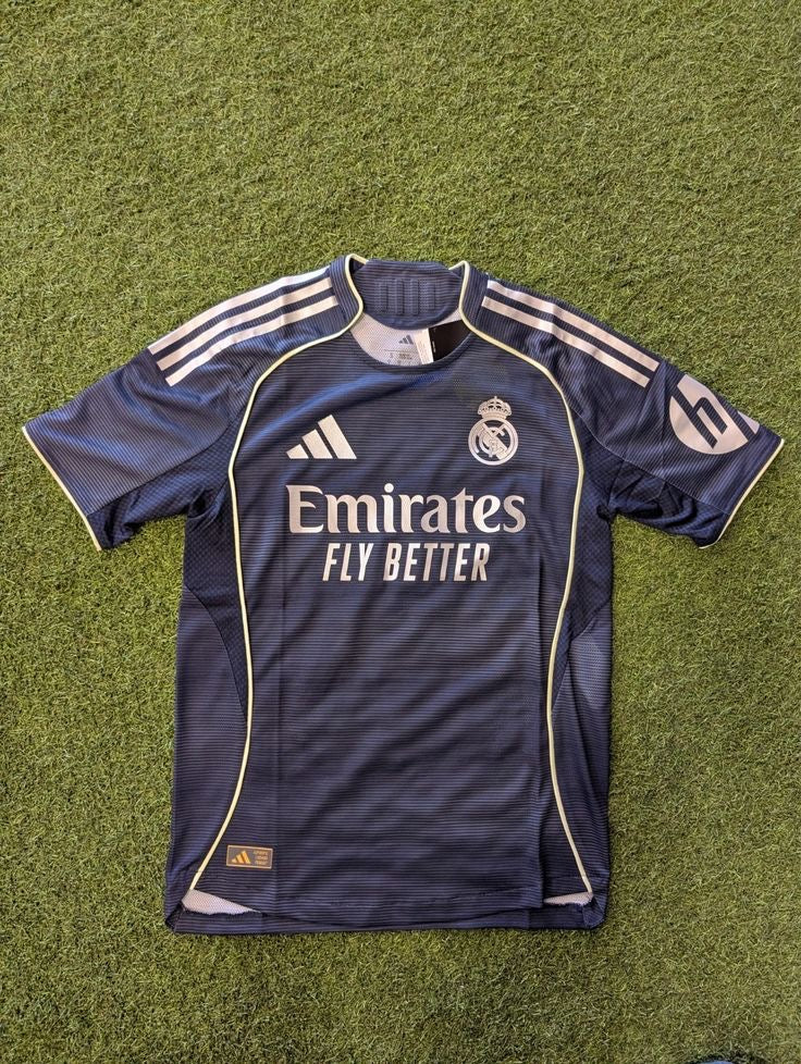 25/26 Real Madrid Away Jersey - Vini Jr